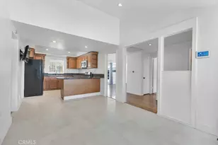 21025 Blythe St, Canoga Park, CA 91304 - Photo 17