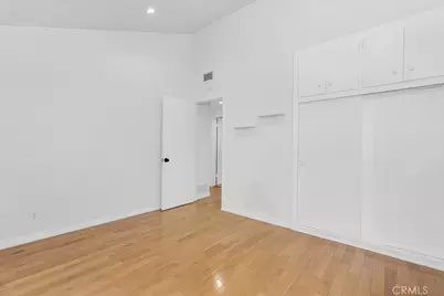 21025 Blythe Street, Canoga Park, CA 91304 - Photo 25