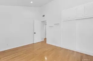 21025 Blythe St, Canoga Park, CA 91304 - Photo 25