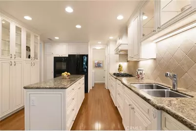 4727 Park Encino Lane #230, Encino, CA 91436 - Photo 19