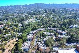 4727 Park Encino Ln, Encino, CA 91436 - Photo 45