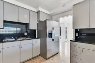 7029 Arizona Ave, Los Angeles, CA 90045 - Photo 9