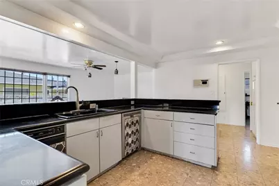 7029 Arizona Avenue, Los Angeles, CA 90045 - Photo 11