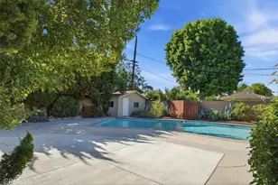 7007 Whitaker, Lake Balboa, CA 91406 - Photo 19