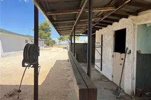 31300 233rd, Llano, CA 93544 - Photo 39