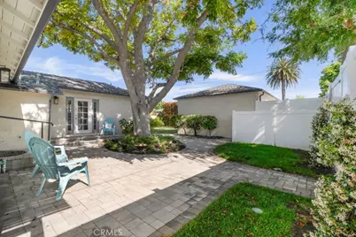 13903 Hesby Street, Sherman Oaks, CA 91423 - Photo 27