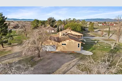 6532 Birch Street, Rosamond, CA 93560 - Photo 11