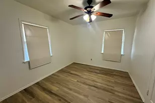 17431 Valerio, Van Nuys, CA 91406 - Photo 15