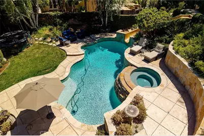 359 Loire Valley, Simi Valley, CA 93065 - Photo 55