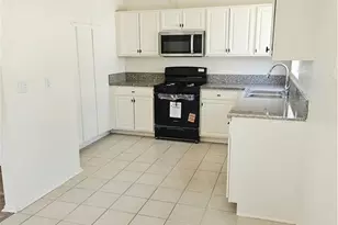 10030 Owensmouth, Chatsworth, CA 91311 - Photo 17
