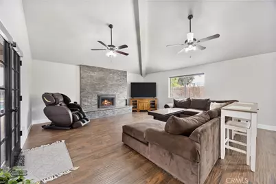 10906 Dee Dee Avenue, Bakersfield, CA 93312 - Photo 11