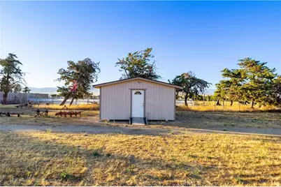 28241 Lancaster, Lancaster, CA 93536 - Photo 47