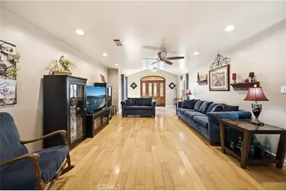 28241 Lancaster, Lancaster, CA 93536 - Photo 7