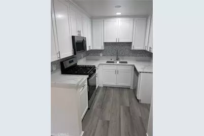 4717 Ben Avenue, Valley Village, CA 91607 - Photo 3