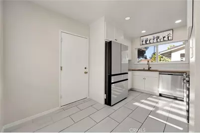 19116 Napa Street, Northridge, CA 91324 - Photo 25