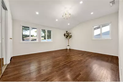19116 Napa Street, Northridge, CA 91324 - Photo 33