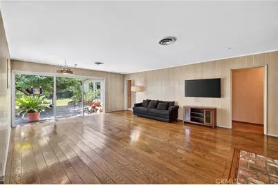 15136 Clark Street, Sherman Oaks, CA 91411 - Photo 19