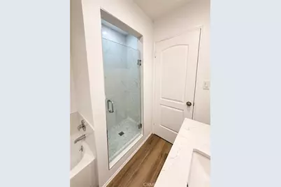 9170 Omelveny, Los Angeles, CA 91352 - Photo 23