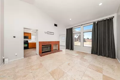 44011 11th, Lancaster, CA 93535 - Photo 5