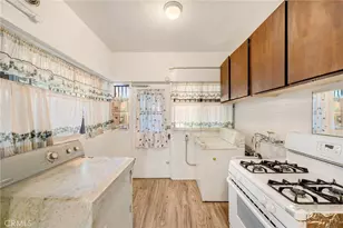 3507 Sabina, Los Angeles, CA 90023 - Photo 9