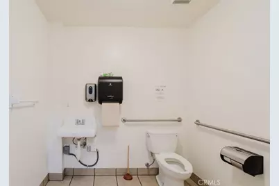 5961 Laurel Canyon Boulevard #3, Valley Village, CA 91607 - Photo 19