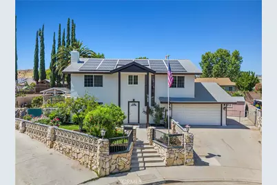 28020 Newbird Drive, Saugus, CA 91350 - Photo 1