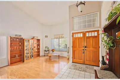 28722 Darrow, Saugus, CA 91390 - Photo 9