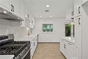 20132 Kinzie St, Chatsworth, CA 91311 - Photo 9