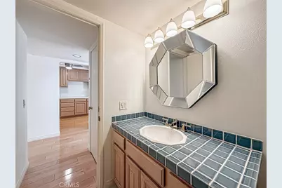 18100 Burbank Boulevard #24, Tarzana, CA 91356 - Photo 13