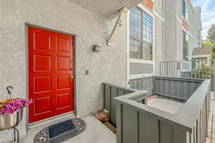 18100 Burbank Blvd, Tarzana, CA 91356 - Photo 3