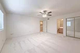 18100 Burbank Blvd, Tarzana, CA 91356 - Photo 29