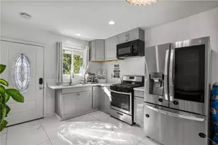 13400 Herron St, Sylmar, CA 91342 - Photo 29
