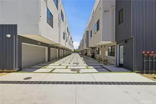 11324 Victory Blvd, North Hollywood, CA 91606 - Photo 33