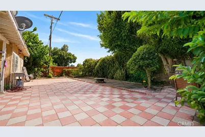 8115 Brimfield, Panorama City, CA 91402 - Photo 7