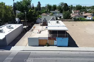 231 California, Bakersfield, CA 93304 - Photo 1