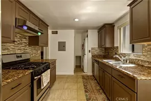 8933 Willis, Panorama City, CA 91402 - Photo 11