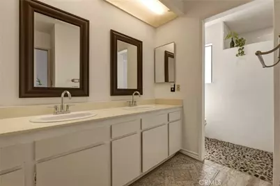 8933 Willis #15, Panorama City, CA 91402 - Photo 15