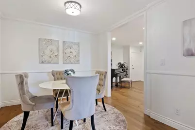 15248 Dickens Street #102, Sherman Oaks, CA 91403 - Photo 19