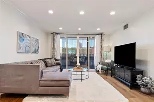 15248 Dickens Street, Sherman Oaks, CA 91403 - Photo 7