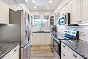 15248 Dickens Street, Sherman Oaks, CA 91403 - Photo 13