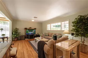 8101 Delco, Winnetka, CA 91306 - Photo 9