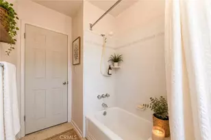 8101 Delco, Winnetka, CA 91306 - Photo 27