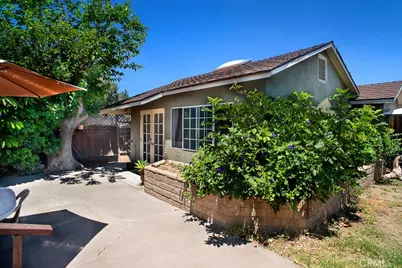 14955 Hartland, Van Nuys, CA 91405 - Photo 15