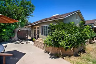 14955 Hartland, Van Nuys, CA 91405 - Photo 15
