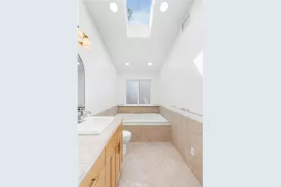26096 Adamor Road, Calabasas, CA 91302 - Photo 35