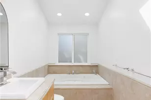 26096 Adamor Rd, Calabasas, CA 91302 - Photo 35