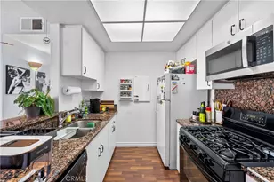 19350 Sherman Way, Reseda, CA 91335 - Photo 15