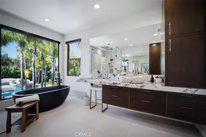 17437 Oak Creek Court, Encino, CA 91316 - Photo 33
