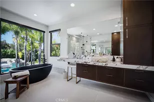 17437 Oak Creek Ct, Encino, CA 91316 - Photo 33