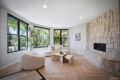 17437 Oak Creek Court, Encino, CA 91316 - Photo 27